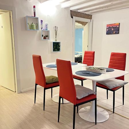 Genova Centro Affittacamere- Bagno In Comune المظهر الخارجي الصورة